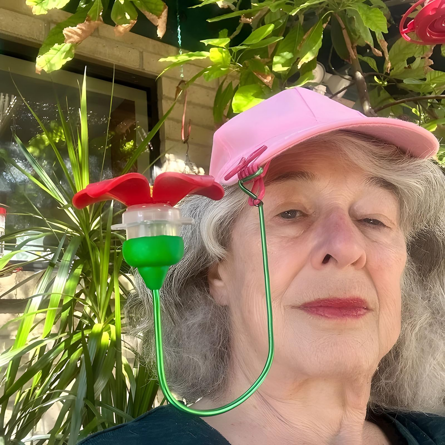 Hummy Wand Hat Clip Hummingbird Feeder –Unique Mini Hat Clip Hummingbird Feeder for Outdoors, Intimate Contact with Hummingbirds, Perfect Gift for Bird Lovers