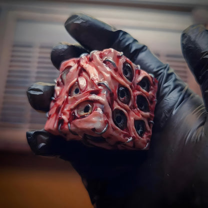 Handmade Eye of Fate Dice – Realistic Eyeball D&D Dice Set, Gothic RPG Dice for Dungeons & Dragons, Call of Cthulhu, Halloween & Dark Aesthetic Tabletop Gaming Collectors